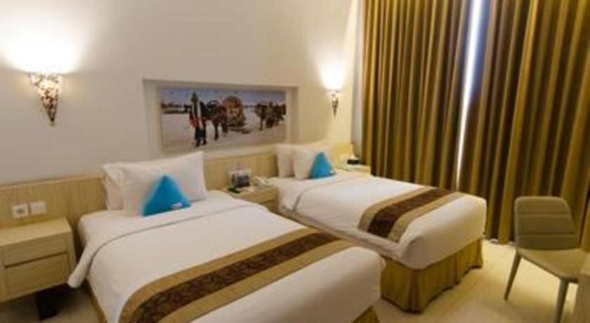 Megaland Hotel Solo Dış mekan fotoğraf