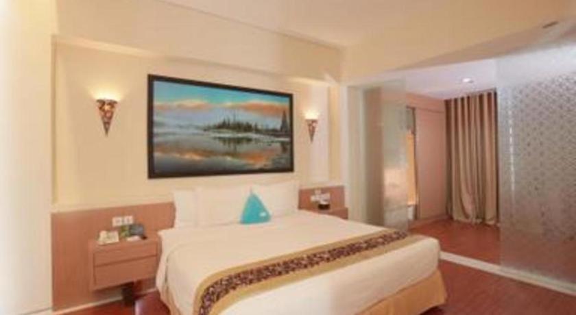 Megaland Hotel Solo Dış mekan fotoğraf